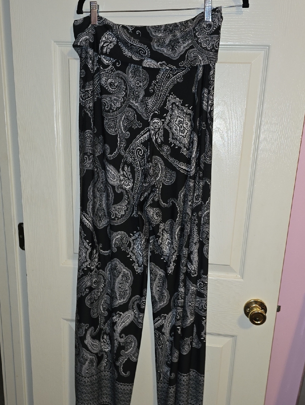 new directions Black Paisley-Print Wide Leg Pull-On Pants
